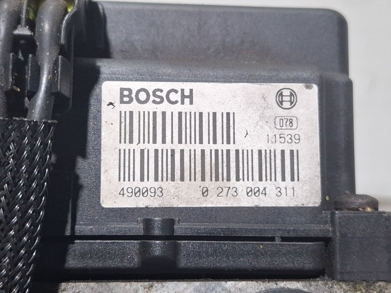 Recambio de modulo abs para volkswagen lt35 referencia OEM IAM 0265220488 / A0004460789 / 0273004311  