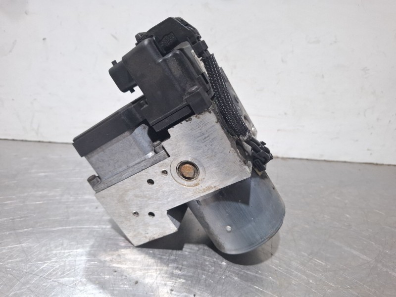 Recambio de modulo abs para volkswagen lt35 referencia OEM IAM 0265220488 / A0004460789 / 0273004311  