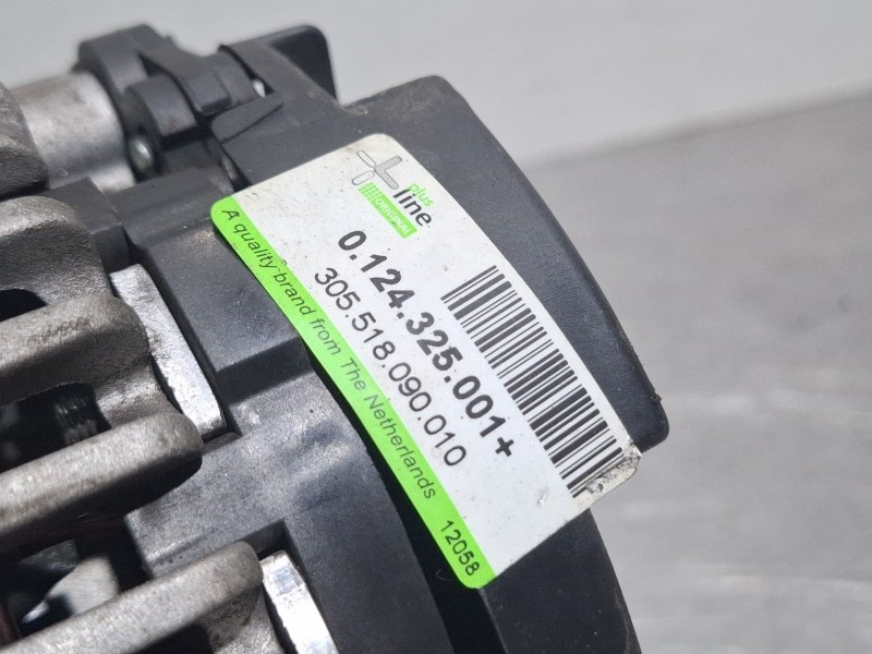 Recambio de alternador para volkswagen lt35 referencia OEM IAM 0124325001 / 305518090010  