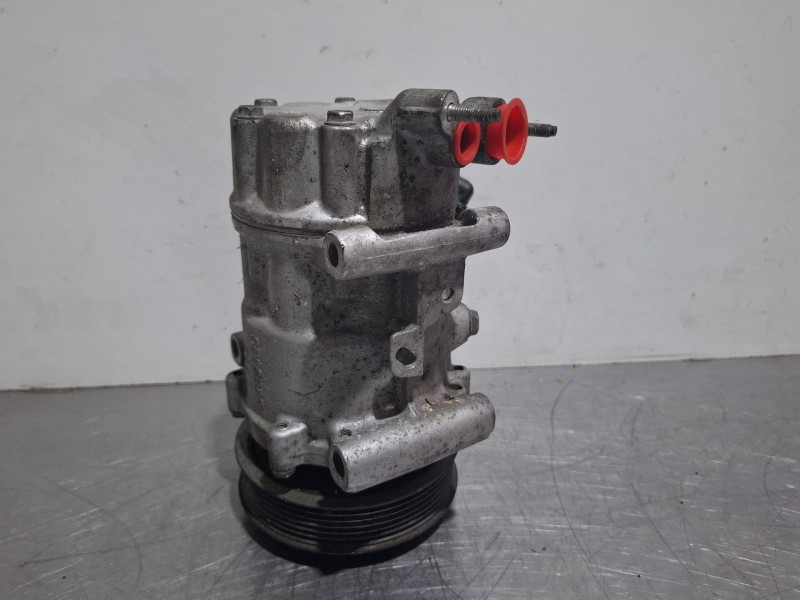 Recambio de compresor aire acondicionado para peugeot 208 referencia OEM IAM 9678656080  