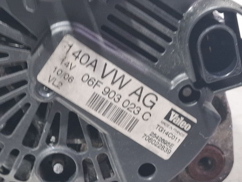 Recambio de alternador para seat leon 1.9 referencia OEM IAM 06F903023C / TG14C011  