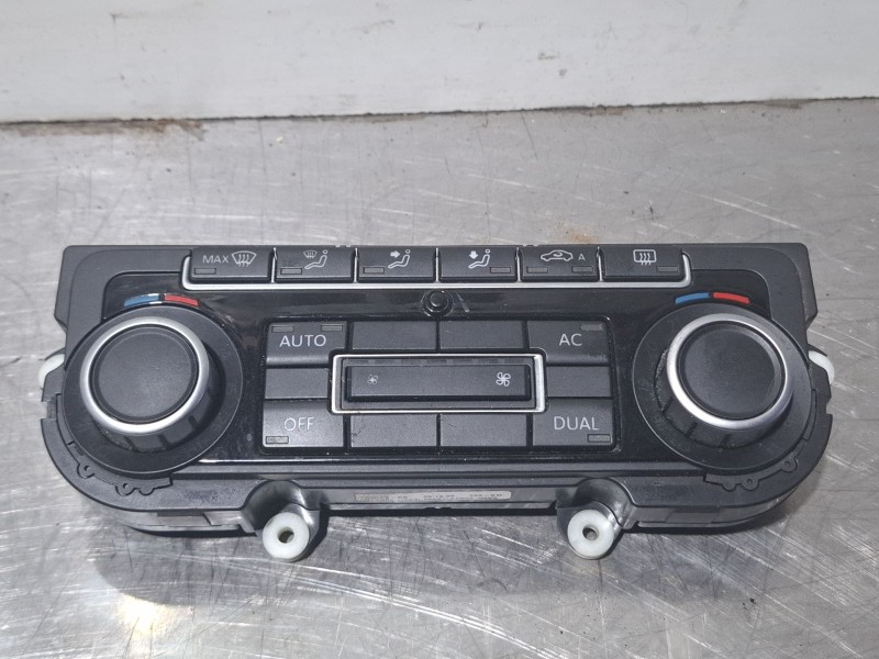 Recambio de mando climatizador para volkswagen golf referencia OEM IAM 5K0907044AJ / 5HB009746-20  