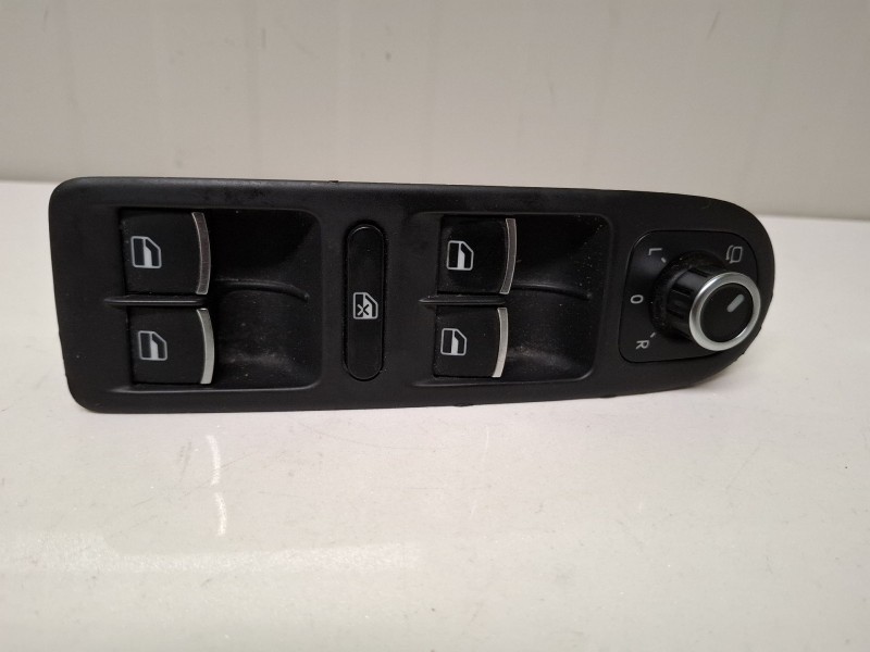 Recambio de mando elevalunas delantero izquierdo para volkswagen golf referencia OEM IAM 5K0959565 / 5K0867255A  