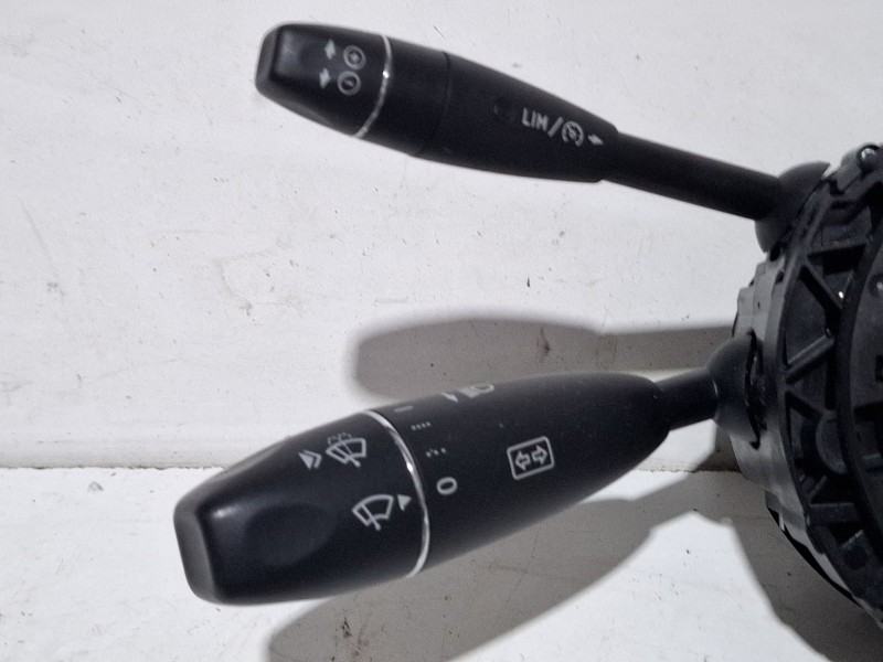 Recambio de mando multifuncion para mercedes-benz c220cdi w204 referencia OEM IAM A2045407401  