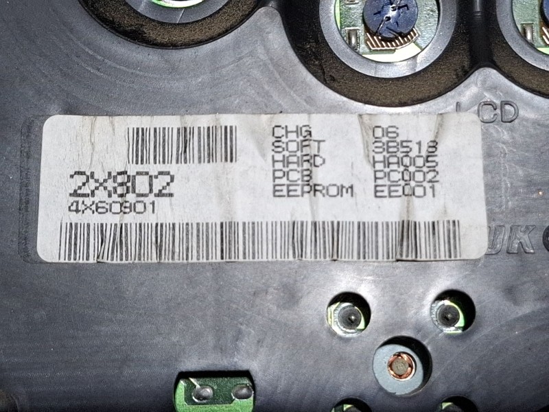 Recambio de cuenta kilometros para nissan terrano ii (r20) 2.7 tdi 4wd referencia OEM IAM 2X802  