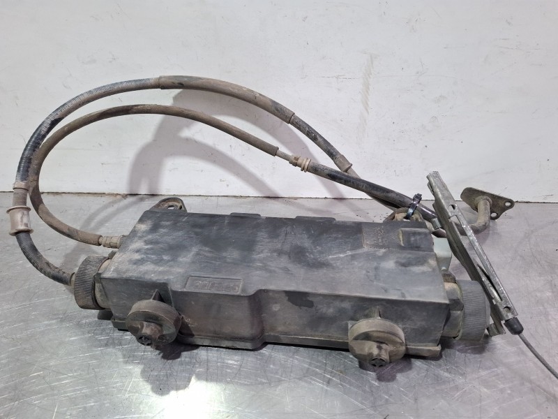 Recambio de freno estacionamiento eléctrico para renault megane scenic d referencia OEM IAM 8200418647  