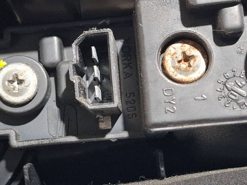 Recambio de piloto porton trasero derecho para seat ibiza referencia OEM IAM 6L6945094F  