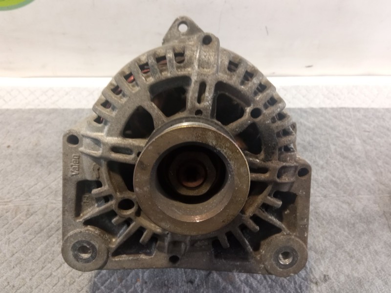 Recambio de alternador 110a/14v para renault megane referencia OEM IAM TG11C022  8200290215