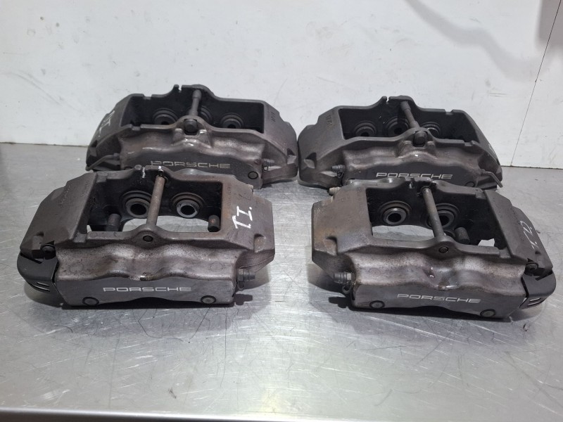 Recambio de pinzas freno (juego completo (4 unidades) para porsche cayenne (9pa) 3.6 referencia OEM IAM   
