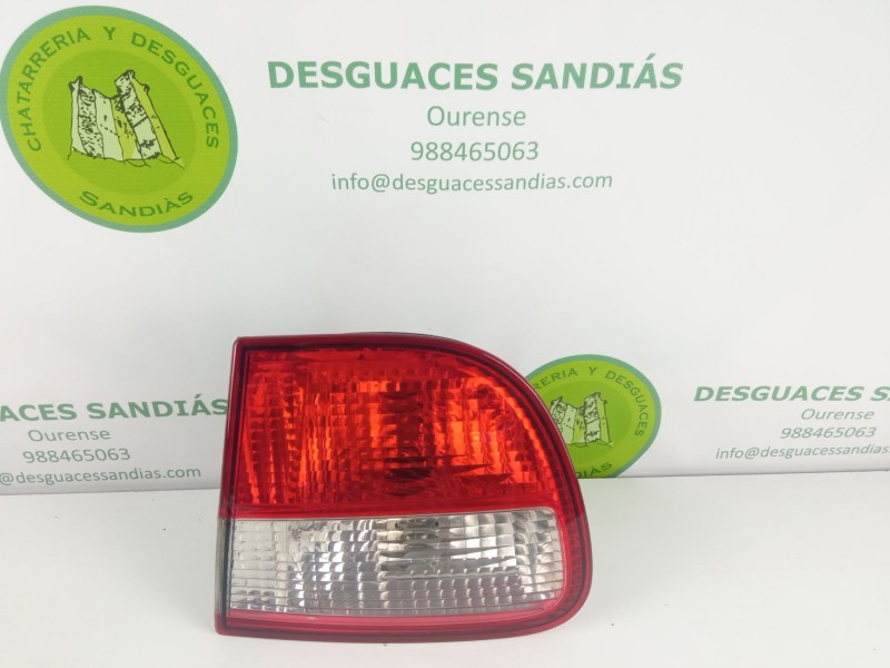 Recambio de piloto porton trasero derecho para seat león referencia OEM IAM   