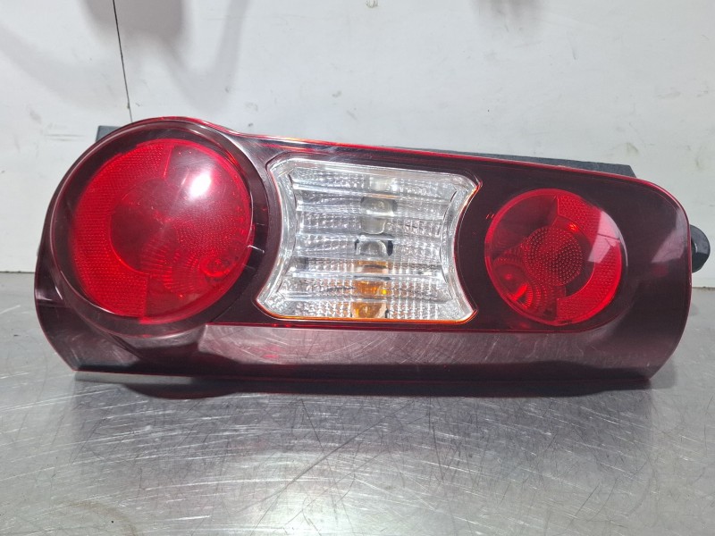 Recambio de piloto trasero derecho para citroën berlingo referencia OEM IAM 085521934R  