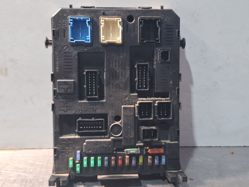 Recambio de centralita bsi para citroën berlingo referencia OEM IAM 981218948002  