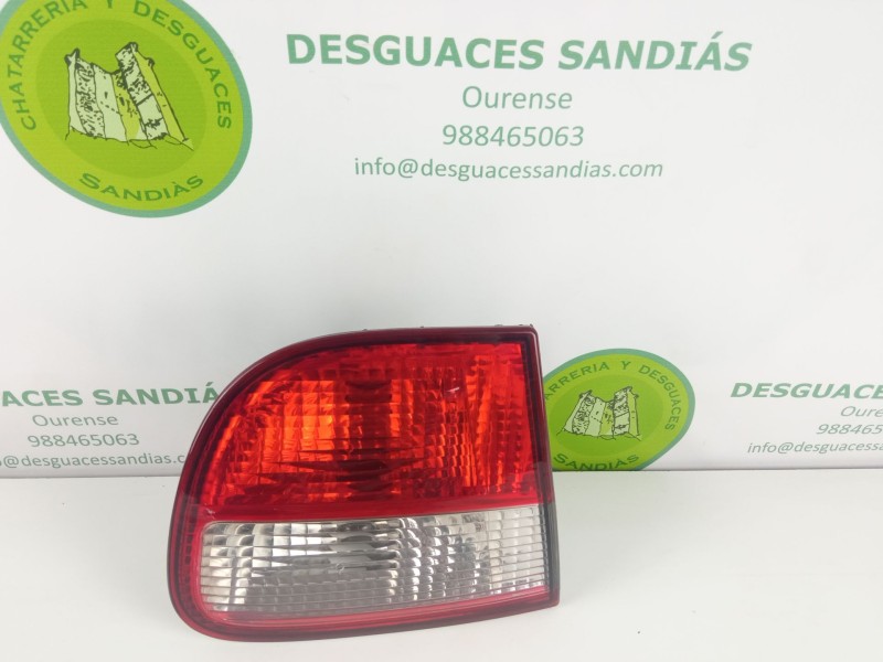 Recambio de piloto porton trasero izquierdo para seat león referencia OEM IAM   