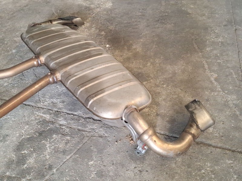 Recambio de tubo escape trasero para porsche cayenne (9pa) 3.6 referencia OEM IAM 7L5253211  