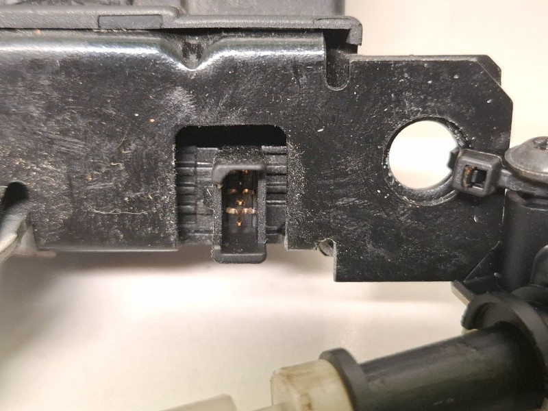 Recambio de cerradura maletero / porton para porsche cayenne (9pa) 3.6 referencia OEM IAM 7L5827761A  