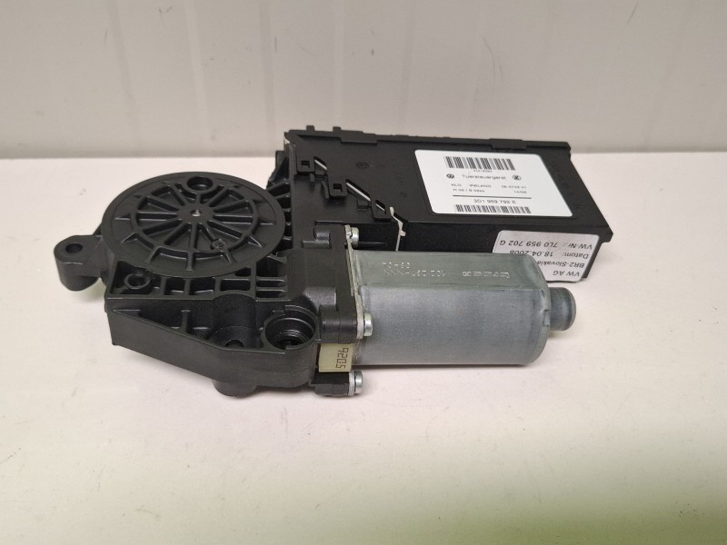 Recambio de motor elevalunas delantero derecho para porsche cayenne (9pa) 3.6 referencia OEM IAM 3D1959792E  