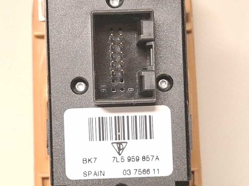 Recambio de mando elevalunas delantero izquierdo para porsche cayenne (9pa) 3.6 referencia OEM IAM 03756611  