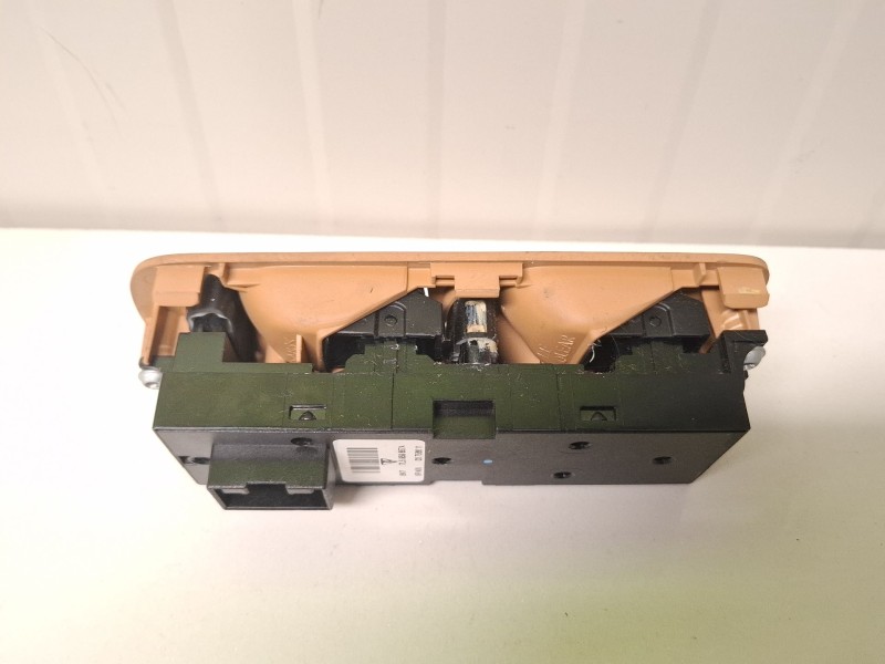 Recambio de mando elevalunas delantero izquierdo para porsche cayenne (9pa) 3.6 referencia OEM IAM 03756611  