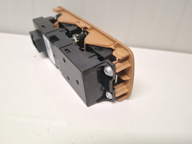 Recambio de mando elevalunas delantero izquierdo para porsche cayenne (9pa) 3.6 referencia OEM IAM 03756611  