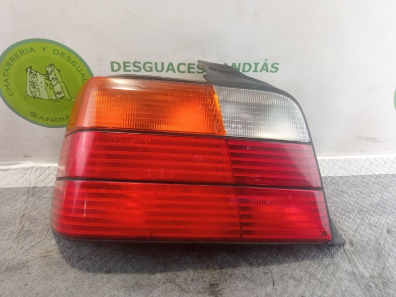 Recambio de piloto trasero izquierdo para bmw 316i referencia OEM IAM 1387045  