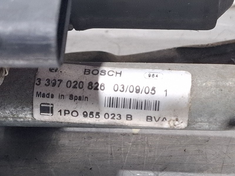 Recambio de motor limpia delantero para seat leon referencia OEM IAM 1PO955023B / 0390241949 / 1P0955119A / 3397020826  