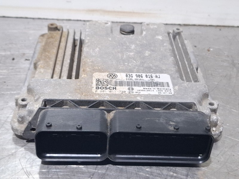 Recambio de centralita motor para seat leon referencia OEM IAM 03G906016AJ / 0281011730  