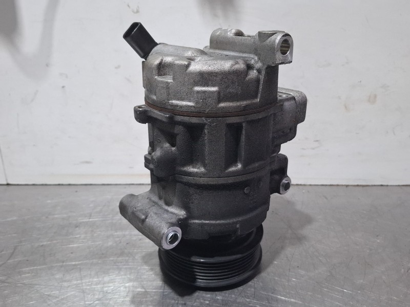 Recambio de compresor aire acondicionado para seat exeo st referencia OEM IAM 4F0260805AP  