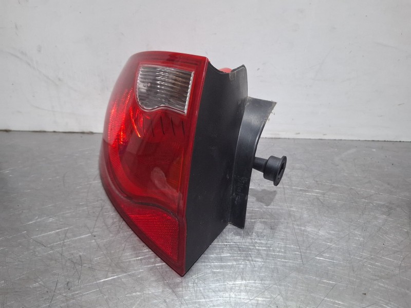 Recambio de piloto trasero izquierdo para seat exeo st referencia OEM IAM 3R5945095C / 89320211  