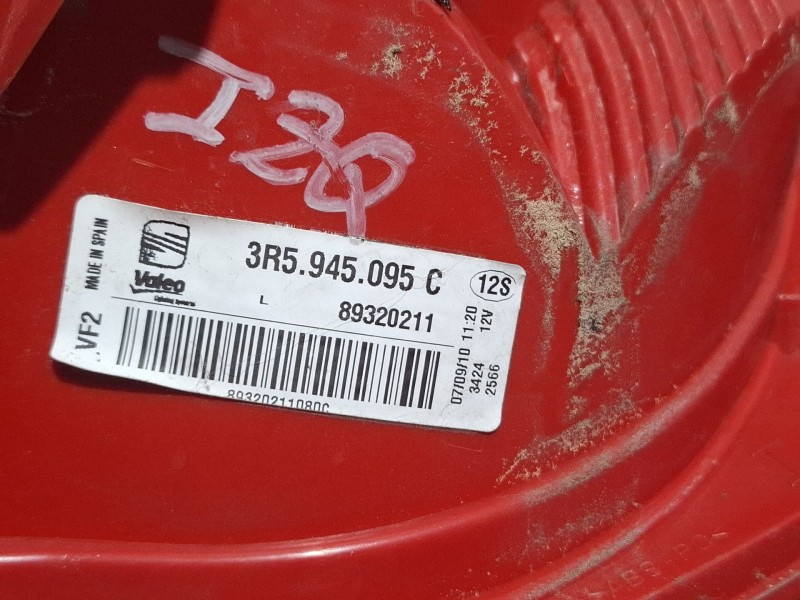 Recambio de piloto trasero izquierdo para seat exeo st referencia OEM IAM 3R5945095C / 89320211  