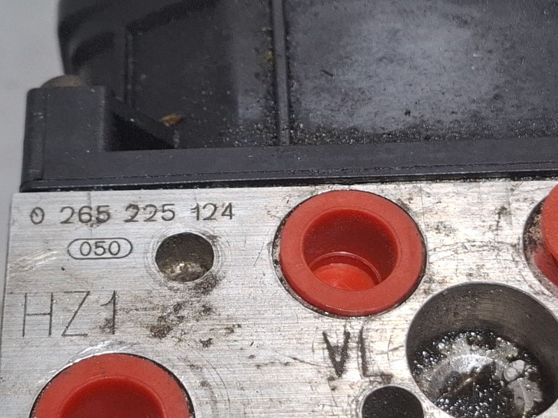 Recambio de modulo abs para volkswagen passat referencia OEM IAM 0265950055 / 4B0614517G / 0265225124  