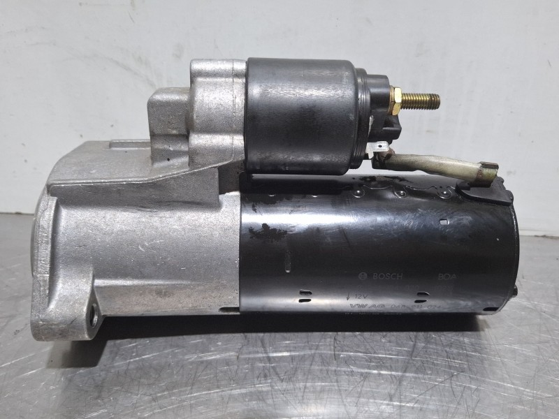 Recambio de motor arranque para volkswagen passat referencia OEM IAM 0001124020 / 068911024H  