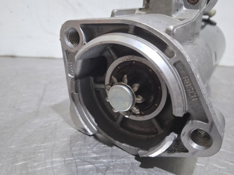 Recambio de motor arranque para volkswagen passat referencia OEM IAM 0001124020 / 068911024H  