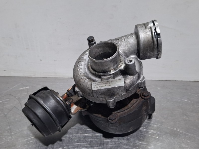 Recambio de turbocompresor para audi a4 referencia OEM IAM GT1749V  
