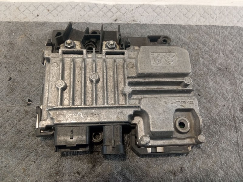 Recambio de centralita start / stop para peugeot 2008 referencia OEM IAM 9810858280  