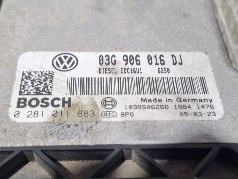 Recambio de centralita motor para skoda octavia referencia OEM IAM 03G906016DJ / 0281011883  