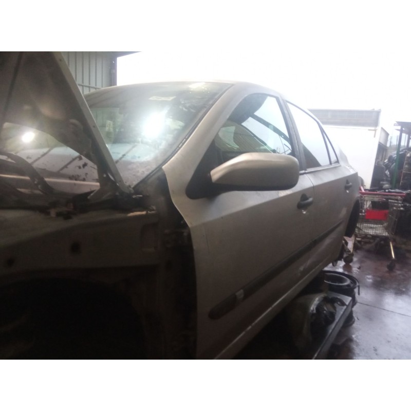 renault laguna del año 2005