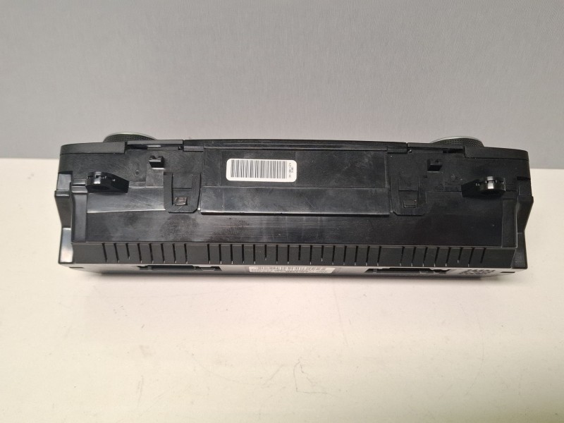 Recambio de mando climatizador para ford focus referencia OEM IAM F1ET18C612AJ  