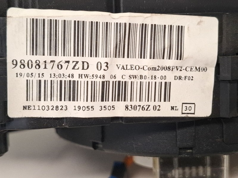 Recambio de mando multifuncion para peugeot 208 referencia OEM IAM 98081767ZD03  