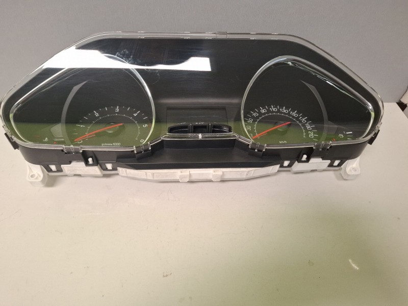 Recambio de cuenta kilometros para peugeot 208 referencia OEM IAM 980540048000  