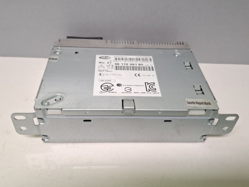 Recambio de sistema audio / radio cd para peugeot 208 referencia OEM IAM 9811066180  