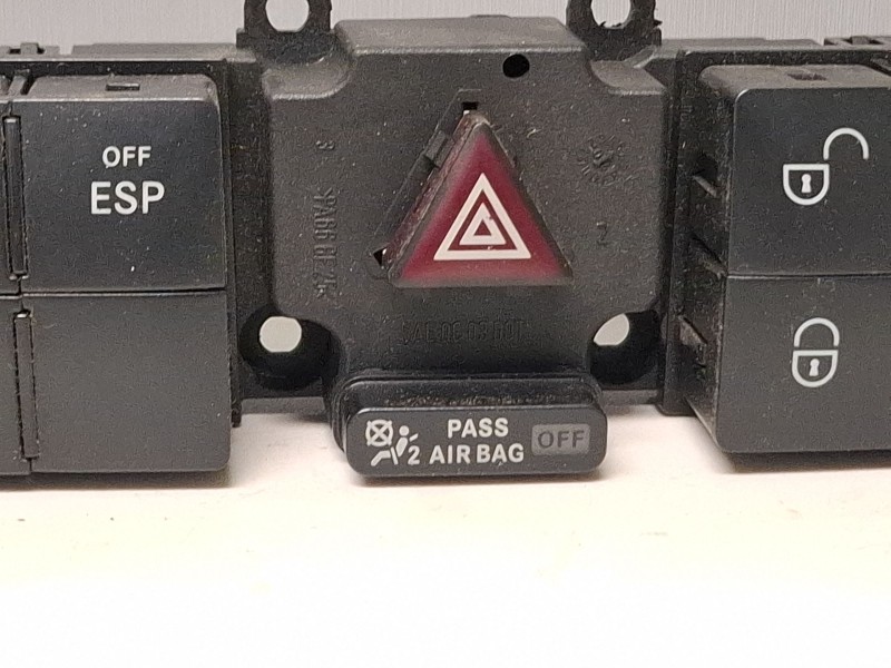 Recambio de warning para mercedes-benz c180 referencia OEM IAM 2038707110  