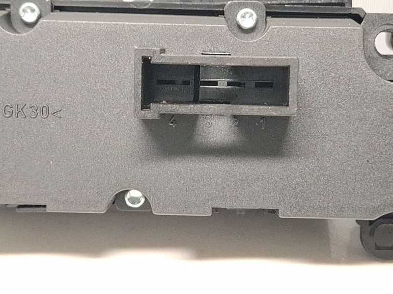 Recambio de warning para mercedes-benz c180 referencia OEM IAM 2038707110  