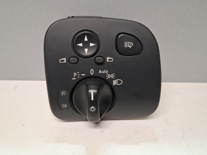 Recambio de llave luces para mercedes-benz c180 referencia OEM IAM A2035450904  