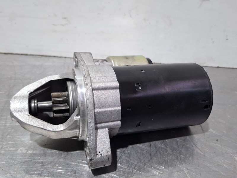 Recambio de motor arranque para mercedes-benz c180 referencia OEM IAM A0051513901 / 0001107540  