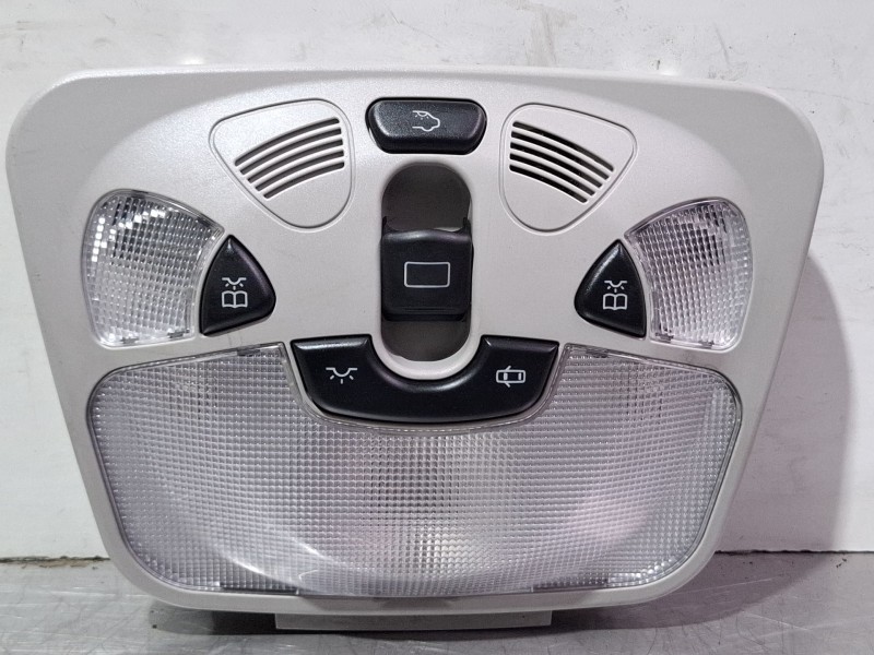 Recambio de luz interior para mercedes-benz c180 referencia OEM IAM A2038205501  