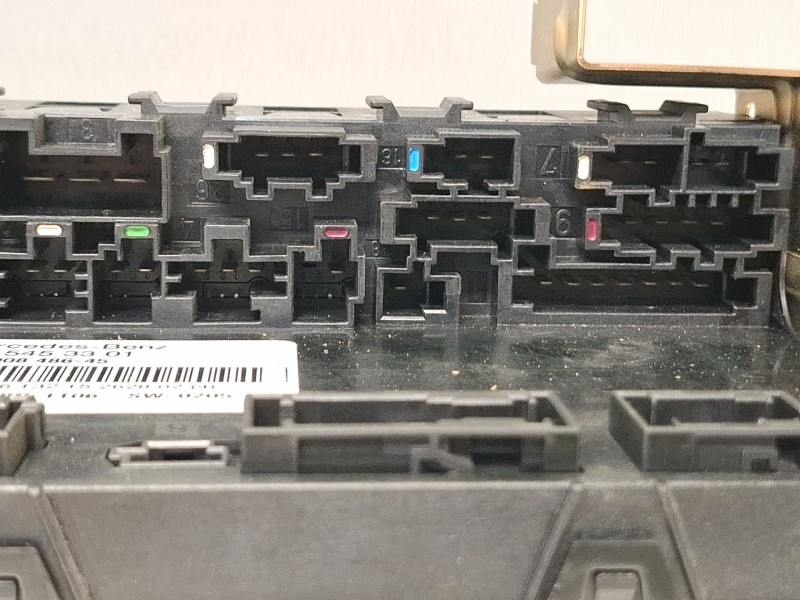 Recambio de caja reles / fusibles para mercedes-benz c180 referencia OEM IAM 5DK00848645 / 2035453301  