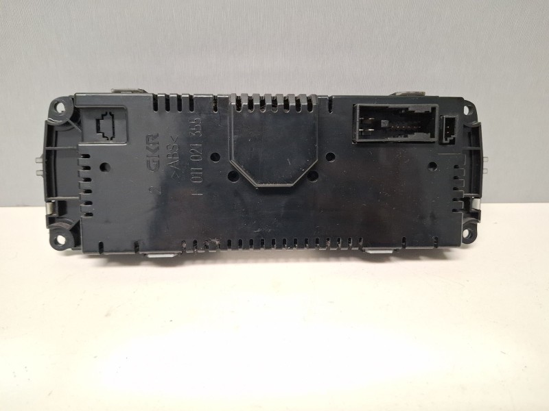 Recambio de mando climatizador para mercedes-benz c180 referencia OEM IAM A2038304085 / F011500039  
