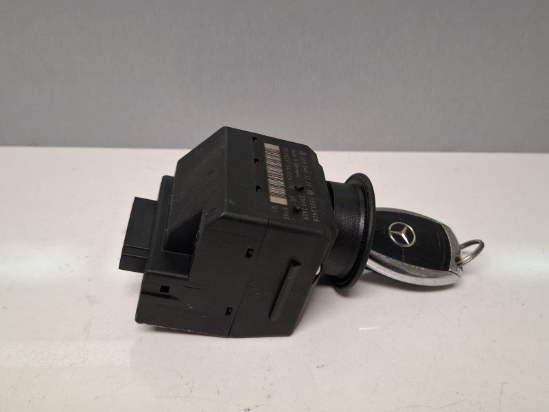 Recambio de conmutador de arranque para mercedes-benz c180 referencia OEM IAM 2095453308  