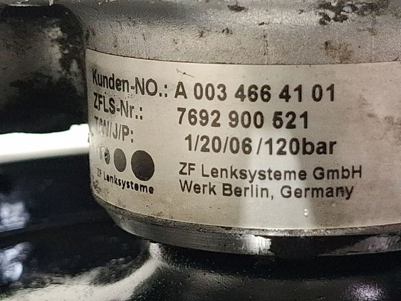 Recambio de bomba direccion mecánica para mercedes-benz c180 referencia OEM IAM A0034664101 / 7692900521  