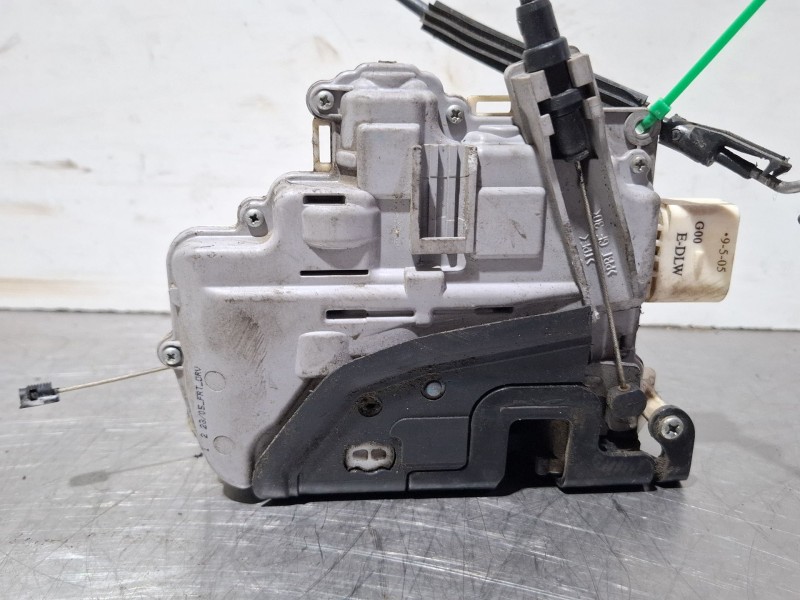 Recambio de cerradura puerta delantera izquierda para seat leon 2.0 tdi 6v referencia OEM IAM 03G906016AJ  